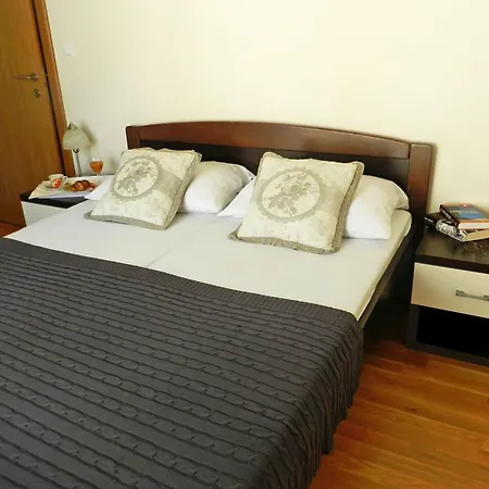 Apartment Premantura 3 شقة *