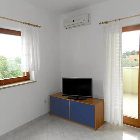 Apartment Premantura 3 * 普莱曼图拉